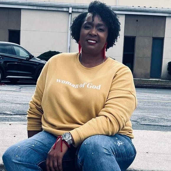 Meet your Posher, Delethia - Picture 1 of 1